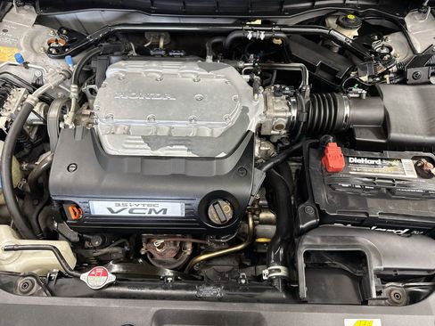 Used 2011 Honda Accord EX-L image 32