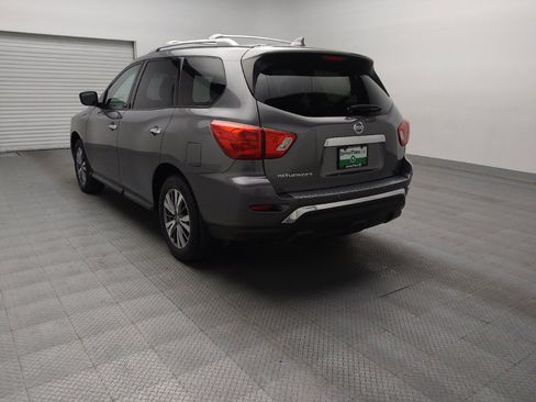 Used 2020 Nissan Pathfinder S image 5