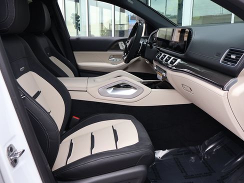 New 2026 Mercedes-Benz GLE 53 AMG 4MATIC Coupe image 24