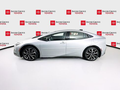 New 2026 Toyota Prius Plug-In Hybrid image 8