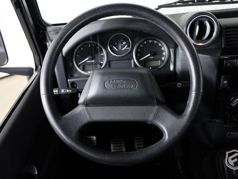 Used 1991 Land Rover Defender 110 image 16