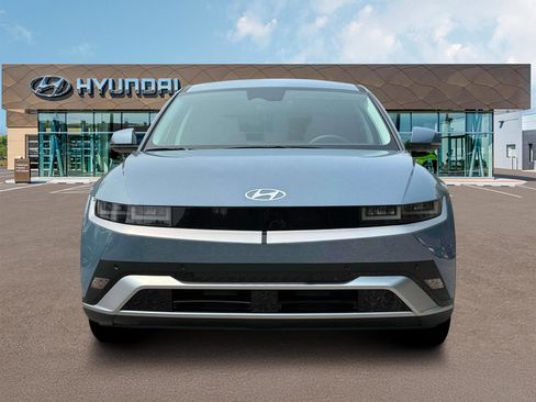 New 2026 Hyundai Ioniq 5 SE AWD/4WD image 12