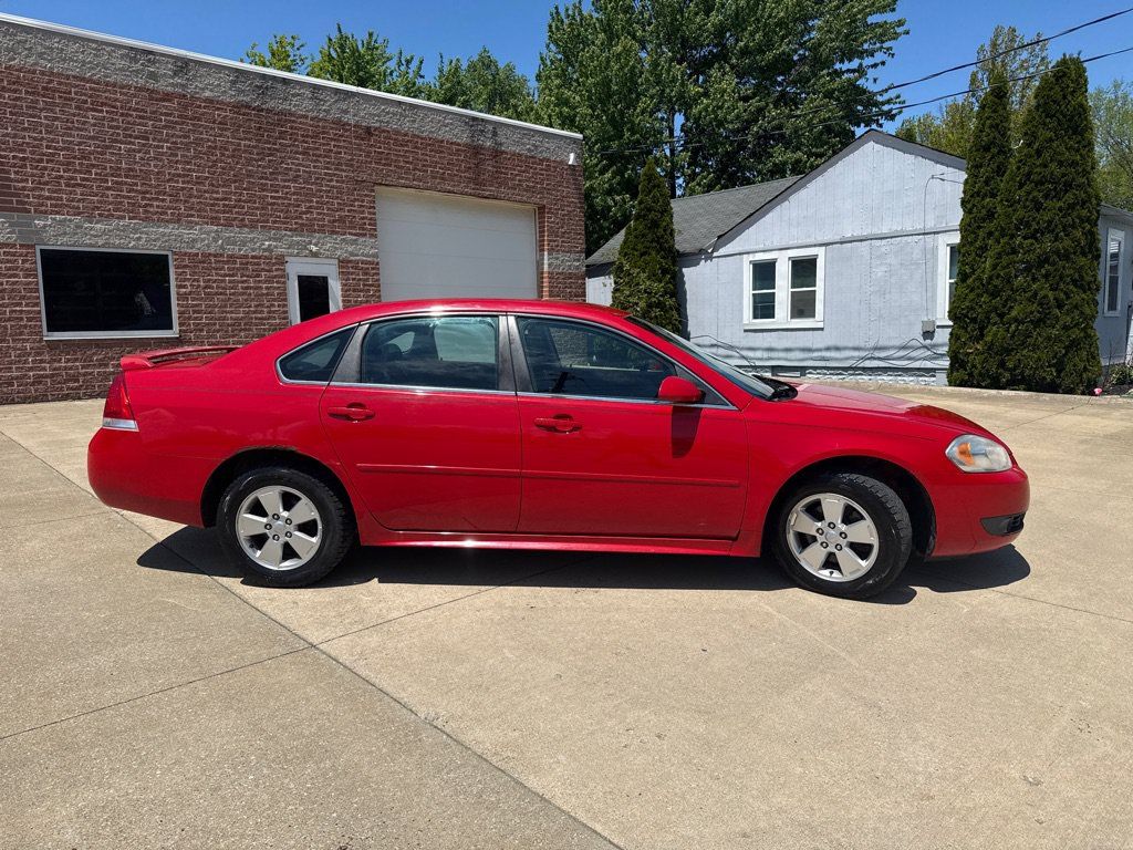 Used 2010 Chevrolet Impala LT FWD image 4