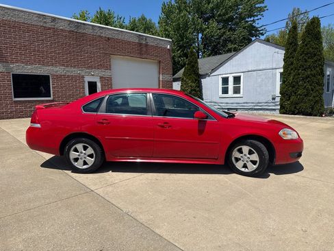 Used 2010 Chevrolet Impala LT FWD image 4