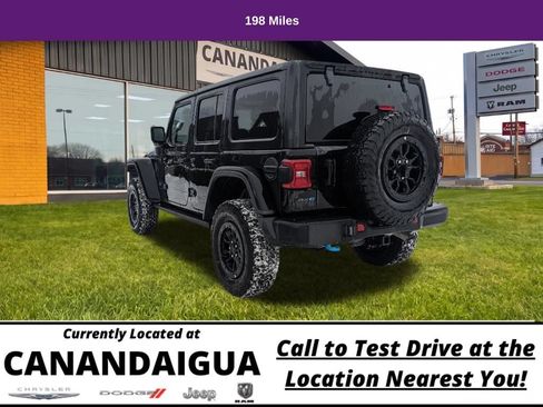 Used 2023 Jeep Wrangler Unlimited Rubicon 4xe AWD/4WD image 9