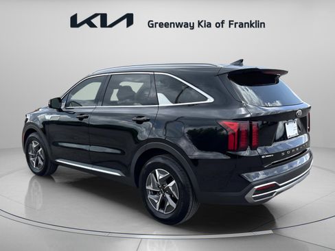 Used 2021 Kia Sorento S FWD image 5