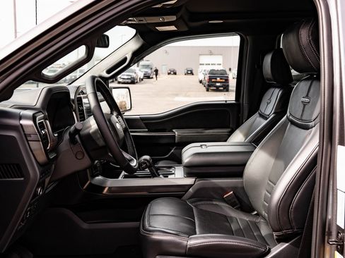 Used 2023 Ford F150 Platinum w/ FX4 Off-Road Package image 24