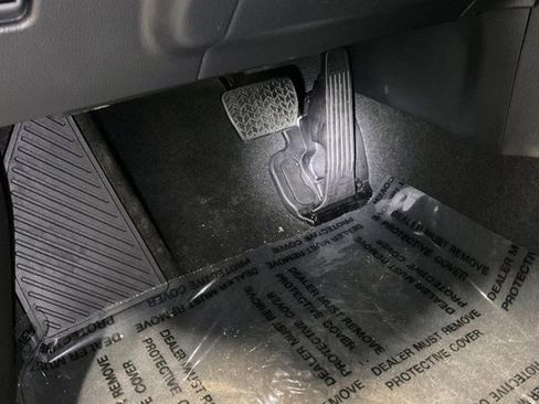 New 2026 Toyota Prius XSE Premium FWD image 38