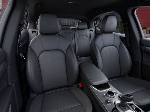 New 2026 Alfa Romeo Stelvio Sprint image 16