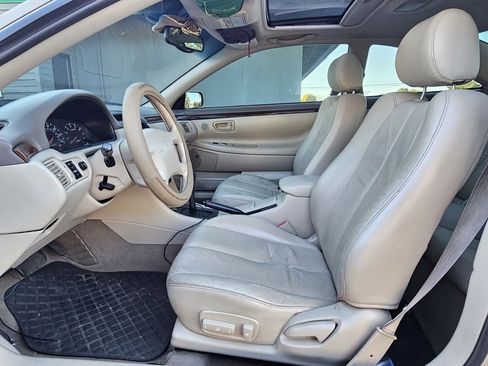 Used 2000 Toyota Solara SE image 13
