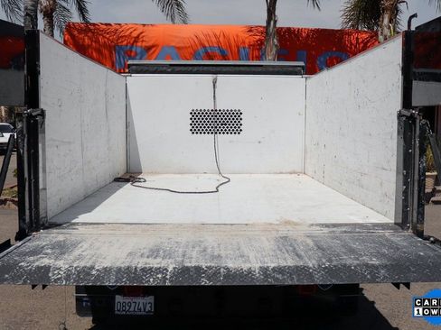 Used 2022 Ford F550 2WD Regular Cab Super Duty w/ XLT Value Package image 9