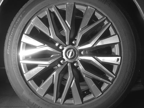 Used 2025 Nissan Altima 2.5 SV FWD image 15