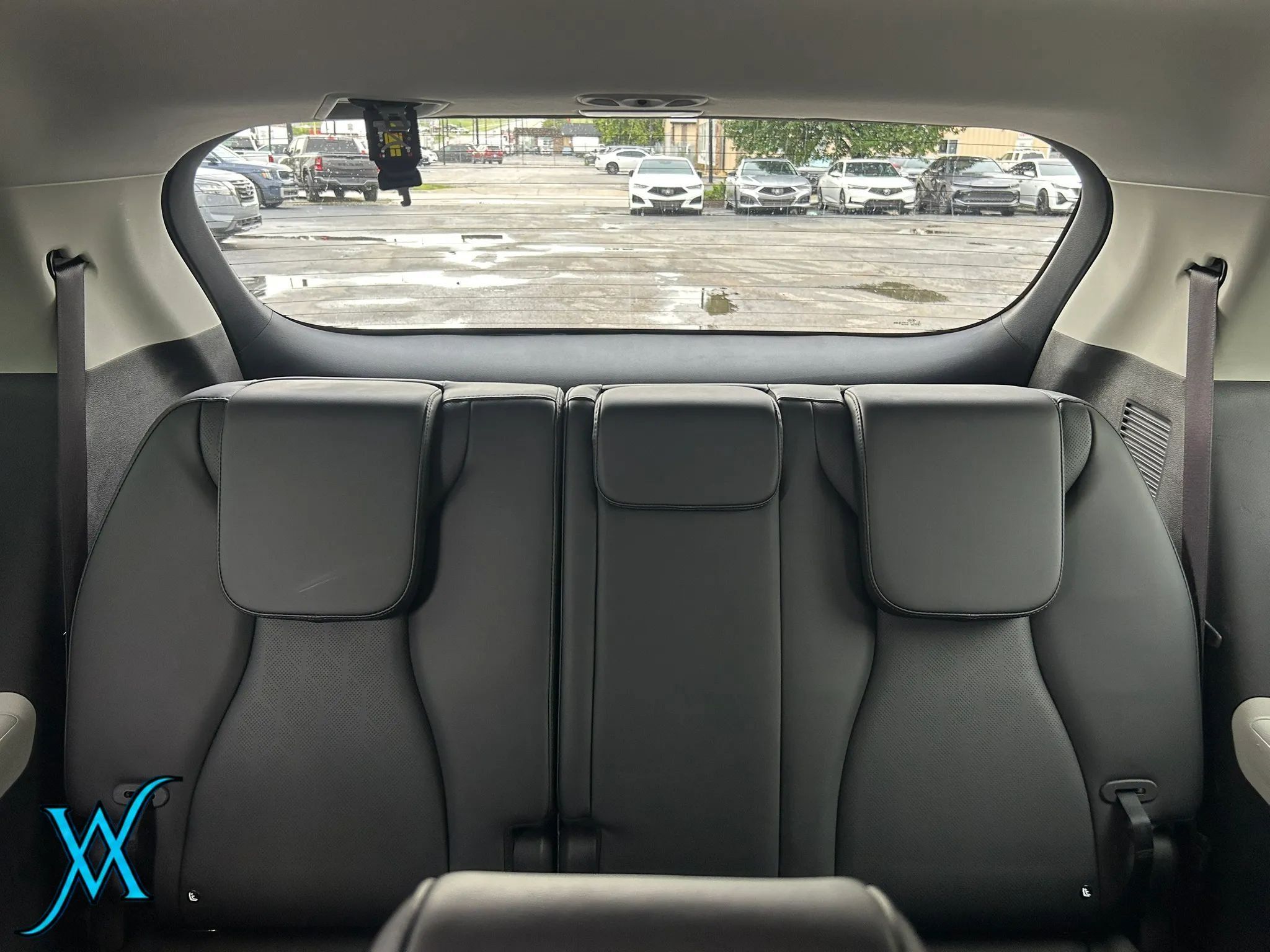 Used 2022 Kia Carnival SX FWD image 27