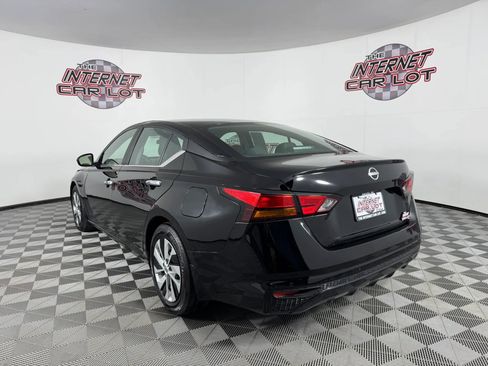Used 2023 Nissan Altima 2.5 S FWD image 5