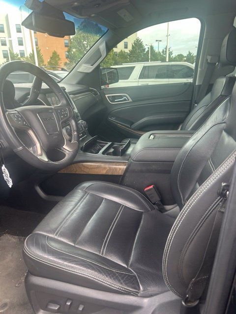 Used 2018 GMC Yukon Denali w/ Denali Ultimate Package AWD/4WD image 4