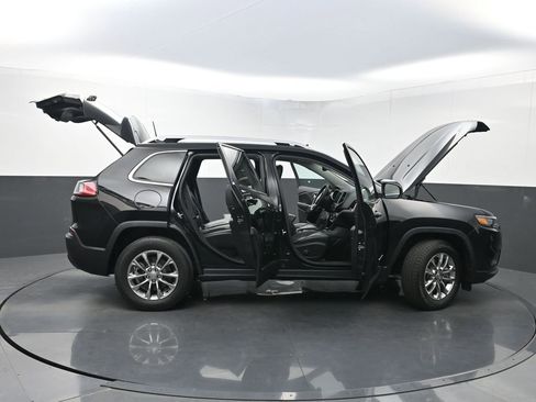 Used 2021 Jeep Cherokee Latitude Lux w/ Sun & Sound Group image 34