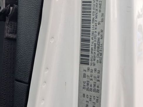 Used 2019 Jeep Wrangler Unlimited Sahara AWD/4WD image 26