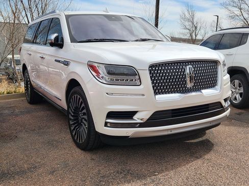 Used 2019 Lincoln Navigator L Black Label w/ Cargo Package image 17