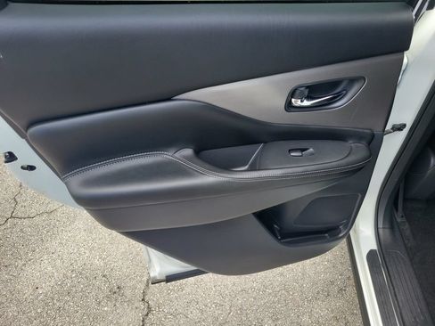 Certified 2024 Nissan Murano SV FWD image 16