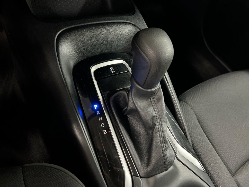 Used 2025 Toyota Corolla LE FWD image 18