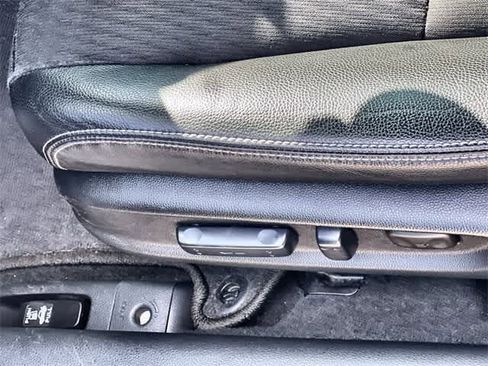 Used 2016 Honda Accord Sport image 25