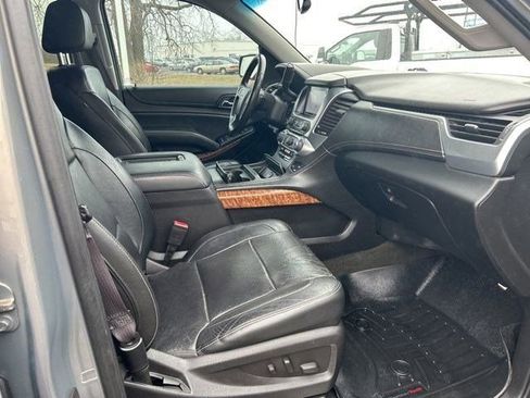 Used 2017 Chevrolet Suburban Premier image 44