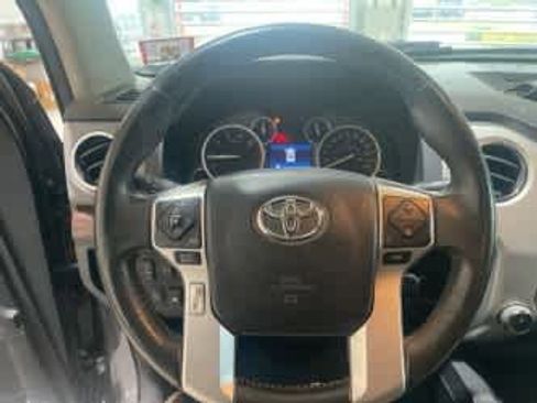 Used 2017 Toyota Tundra Limited w/ Limited Premium Package image 13