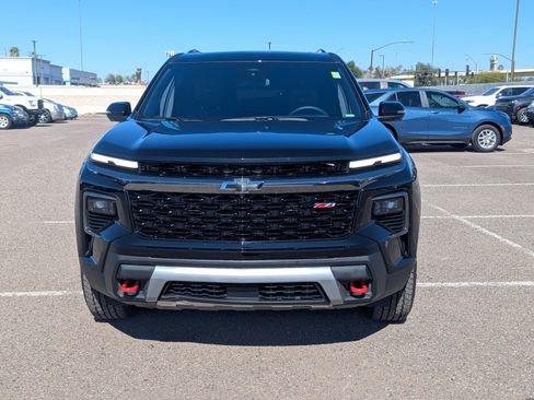 Used 2025 Chevrolet Traverse Z71 w/ Driver Confidence Package image 8