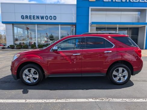 Used 2015 Chevrolet Equinox LT image 2