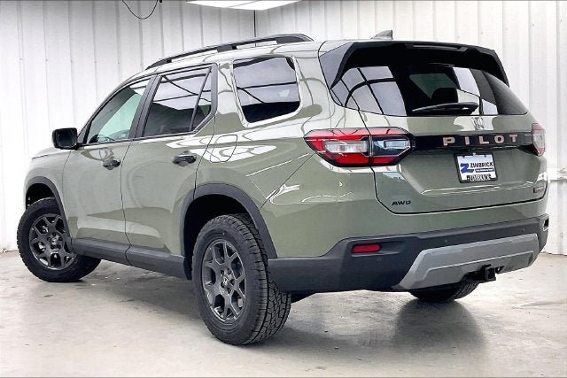 New 2026 Honda Pilot TrailSport image 5