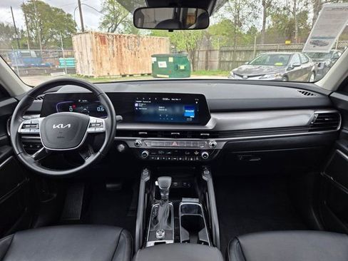 Used 2025 Kia Telluride S image 25