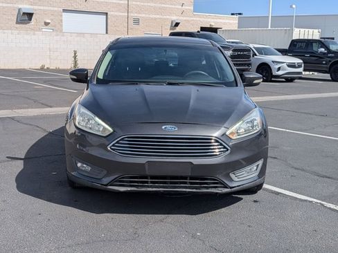 Used 2017 Ford Focus SEL image 2