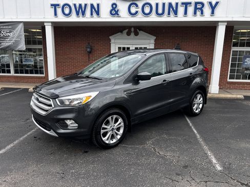 Used 2019 Ford Escape SE AWD/4WD image 4