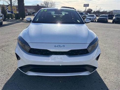 Used 2024 Kia Forte LXS image 8