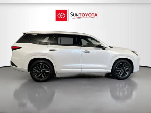 Used 2024 Lexus TX 350 FWD w/ Technology Package image 2