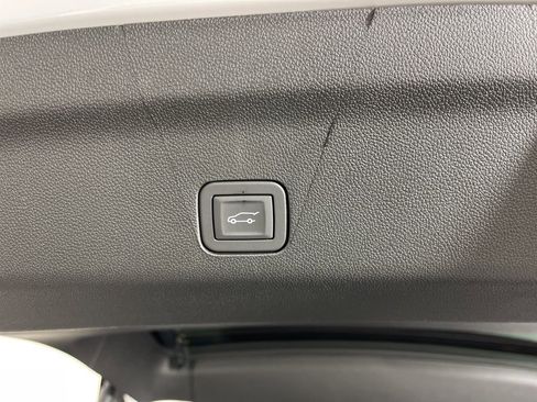 New 2026 Chevrolet Tahoe LT w/ Comfort Package image 16