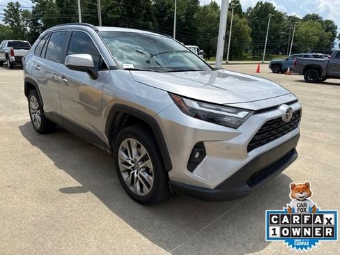 Used 2023 Toyota RAV4 XLE Premium FWD image 12