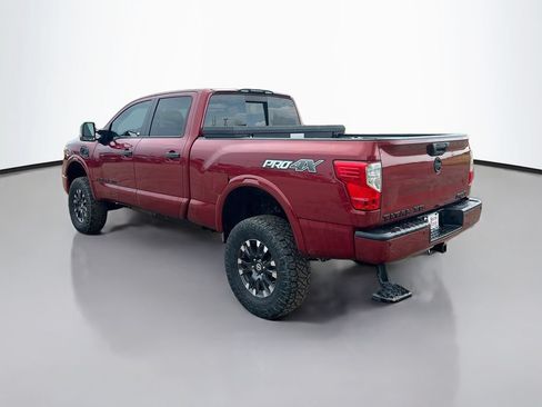 Used 2017 Nissan Titan PRO-4X AWD/4WD image 5