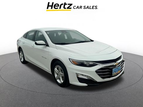 Used 2024 Chevrolet Malibu LT image 1