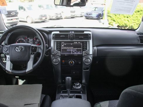 Used 2022 Toyota 4Runner SR5 image 25