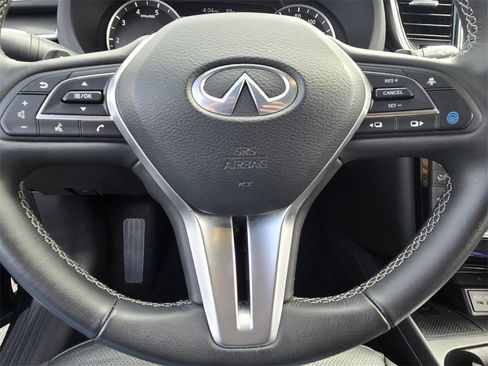 Certified 2025 INFINITI QX50 Luxe image 25
