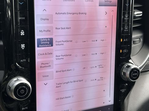 Used 2025 RAM 2500 Laramie image 17