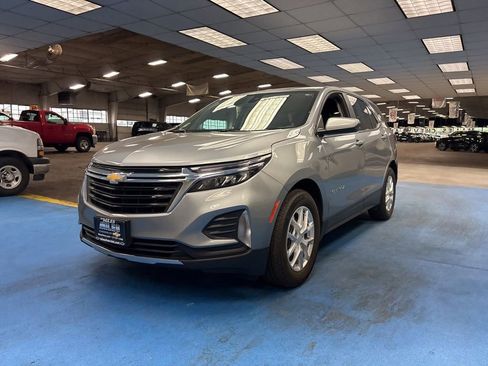 Certified 2024 Chevrolet Equinox LT FWD image 10