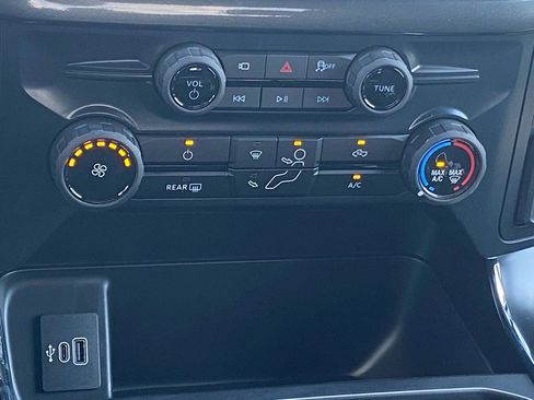 Used 2025 Ford F150 STX w/ Equipment Group 200A image 9