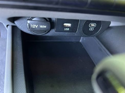 Used 2024 Hyundai Elantra SEL FWD image 24