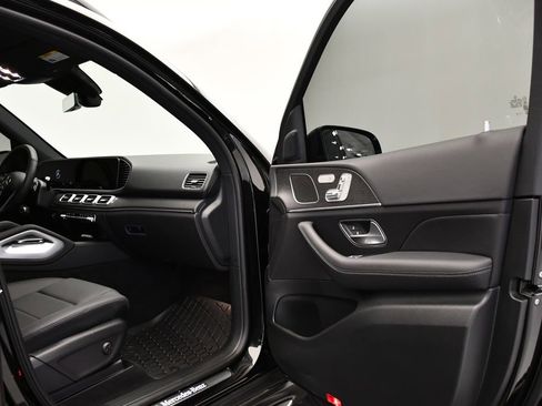 Used 2025 Mercedes-Benz GLE 350 4MATIC image 50