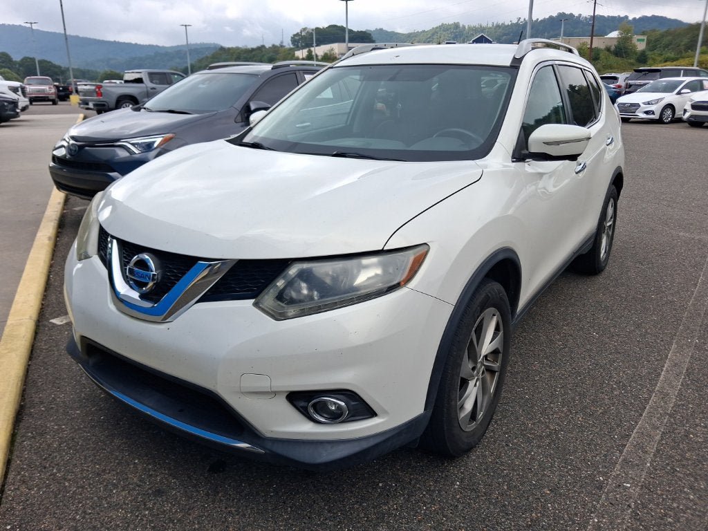 Used 2014 Nissan Rogue SL AWD/4WD image 2