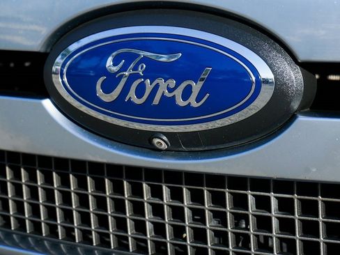 Used 2018 Ford F150 Platinum w/ Equipment Group 701A Luxury image 49