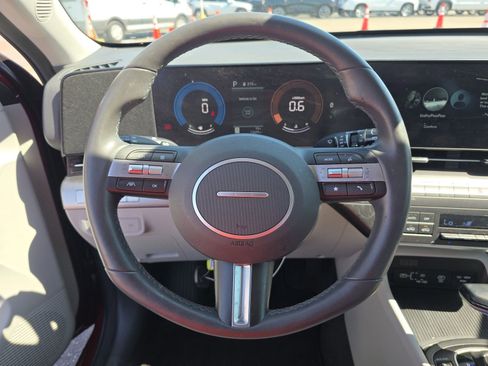 Used 2024 Hyundai Kona SEL FWD image 16