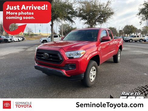 Used 2022 Toyota Tacoma SR image 1